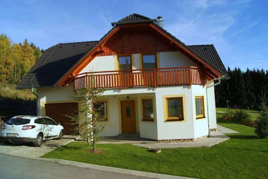 Villapark Lipno Dreams - Pet Friendly Lipno nad Vltavou Exterior photo
