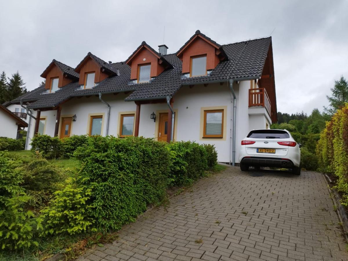 Villapark Lipno Dreams - Pet Friendly Lipno nad Vltavou Exterior photo